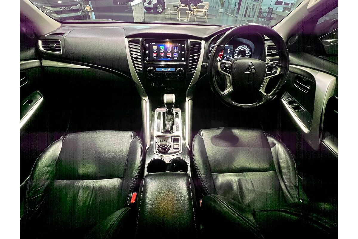 2019 Mitsubishi Pajero Sport Black Edition QE