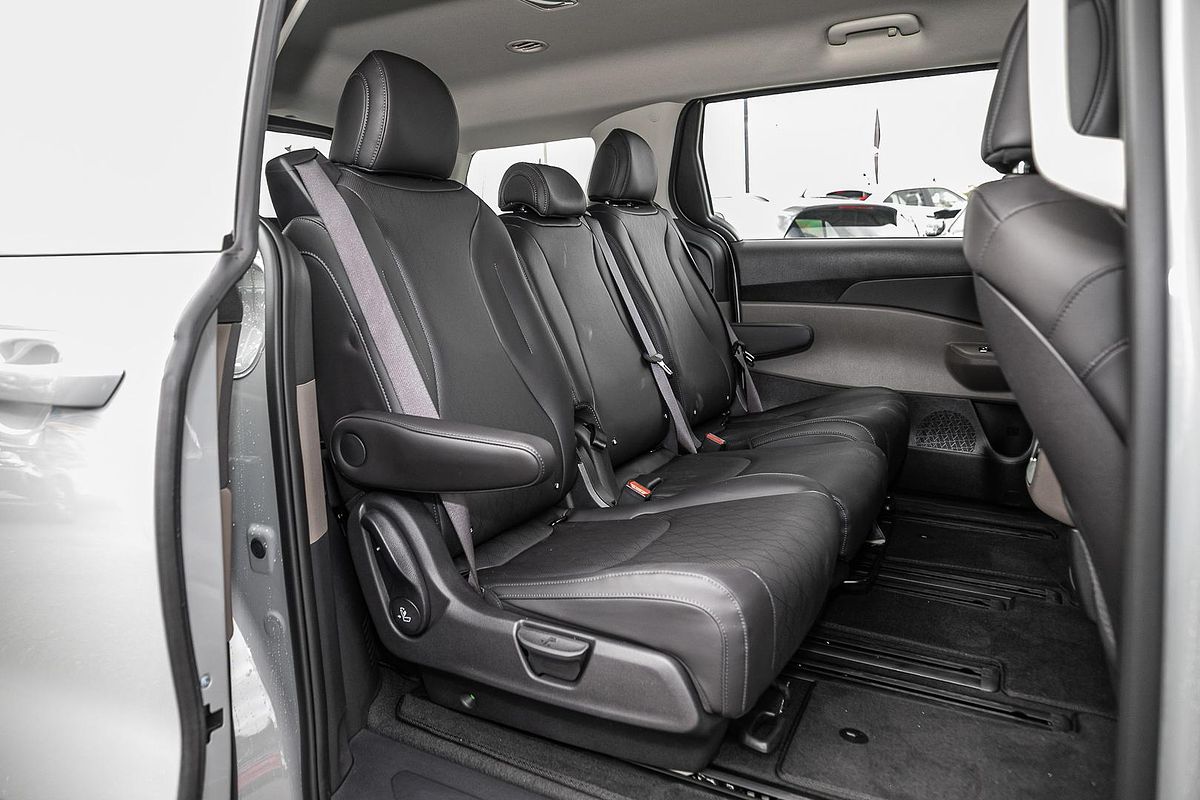 2025 Kia Carnival Sport KA4 PE