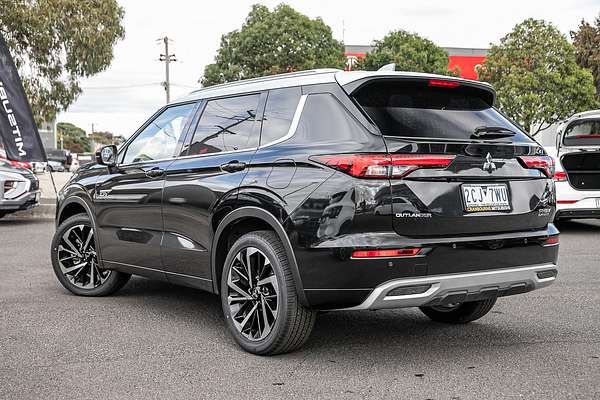 2024 Mitsubishi Outlander PHEV Exceed Tourer ZM