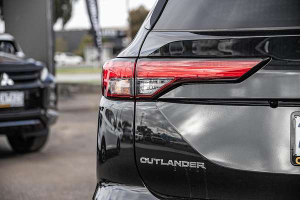 2024 Mitsubishi Outlander PHEV Exceed Tourer ZM