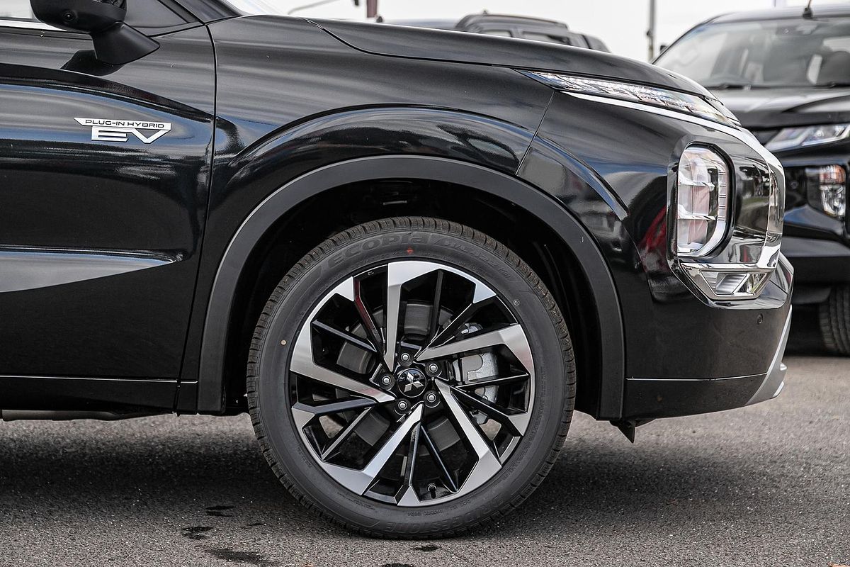 2024 Mitsubishi Outlander PHEV Exceed Tourer ZM