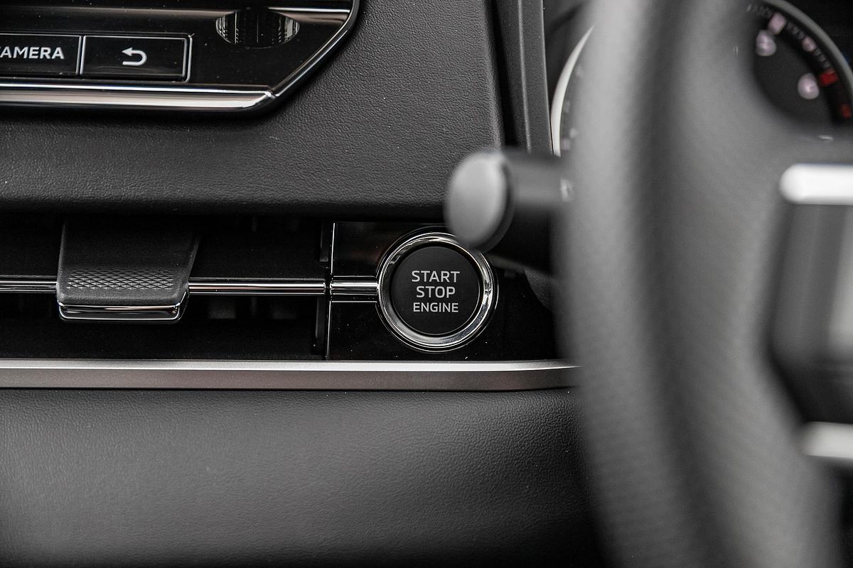 2025 Mitsubishi Outlander LS ZM