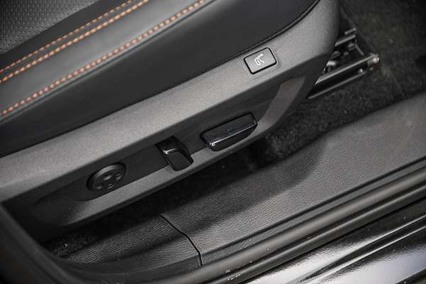 2024 Mitsubishi Outlander PHEV Exceed Tourer ZM