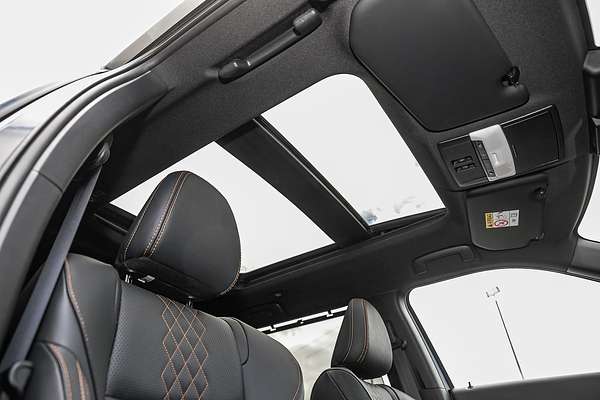 2024 Mitsubishi Outlander PHEV Exceed Tourer ZM