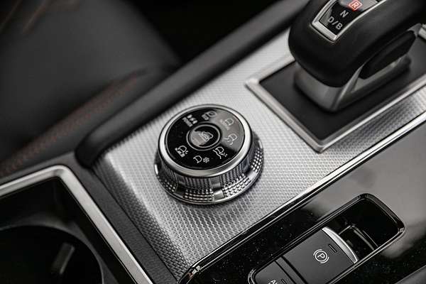 2024 Mitsubishi Outlander PHEV Exceed Tourer ZM