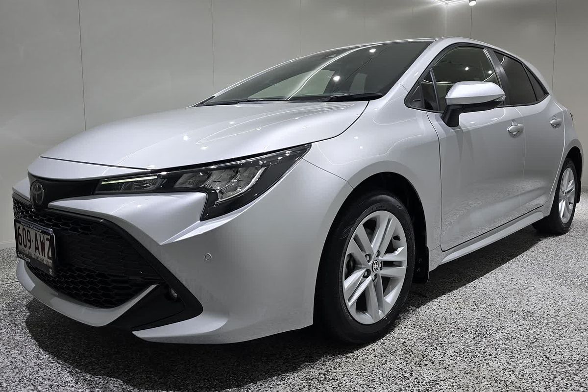 2020 Toyota Corolla SX MZEA12R
