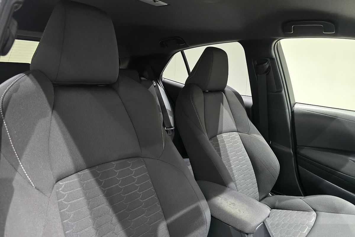 2020 Toyota Corolla SX MZEA12R