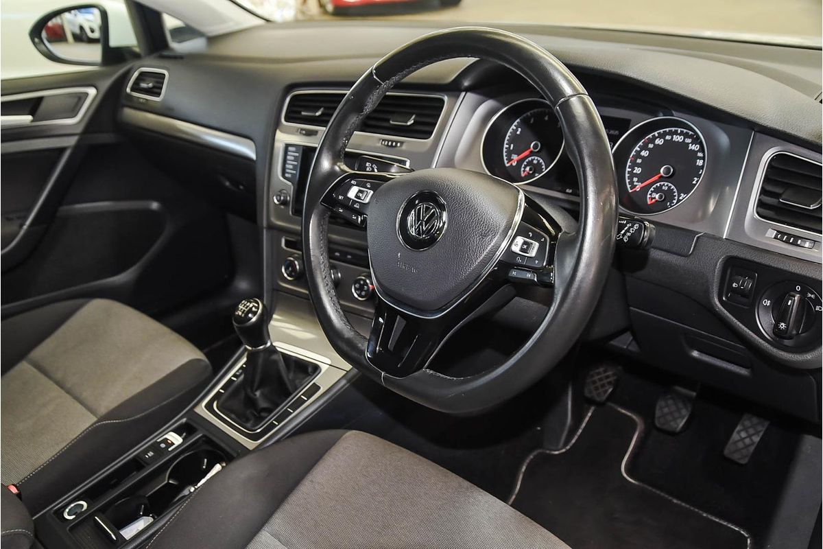 2015 Volkswagen Golf 90TSI 7