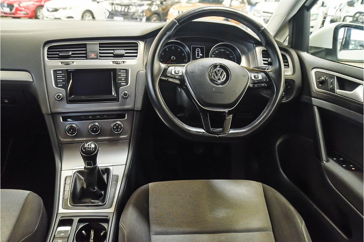 2015 Volkswagen Golf 90TSI 7