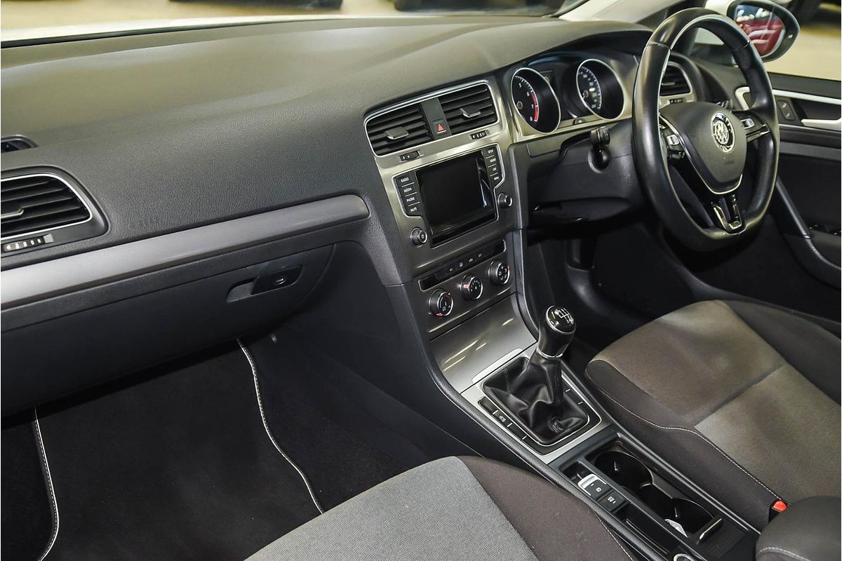 2015 Volkswagen Golf 90TSI 7