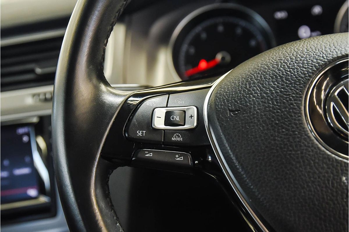 2015 Volkswagen Golf 90TSI 7