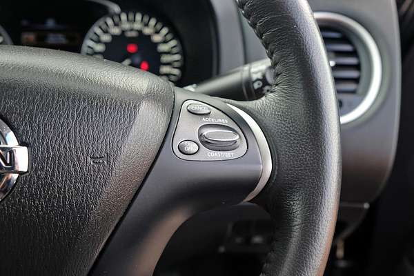 2017 Nissan Pathfinder ST R52 Series II
