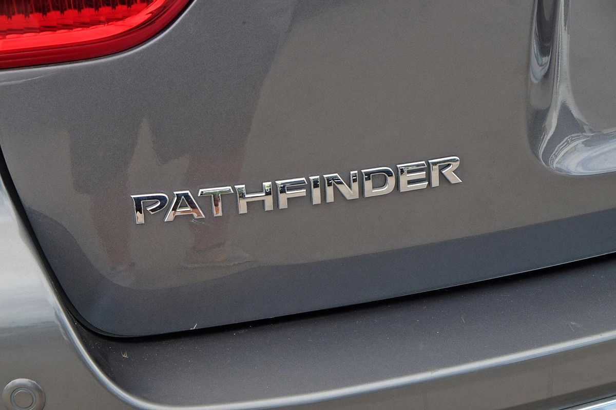 2017 Nissan Pathfinder ST R52 Series II
