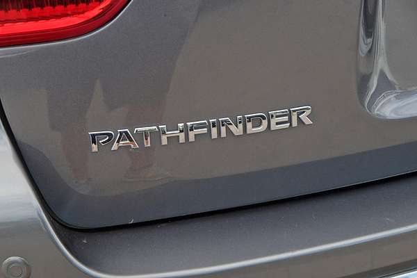 2017 Nissan Pathfinder ST R52 Series II