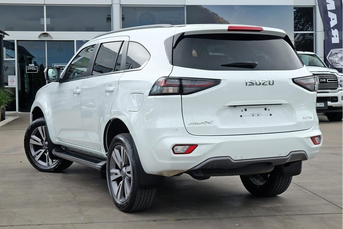 2023 Isuzu MU-X LS-T
