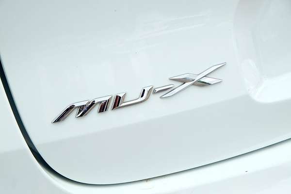 2023 Isuzu MU-X LS-T