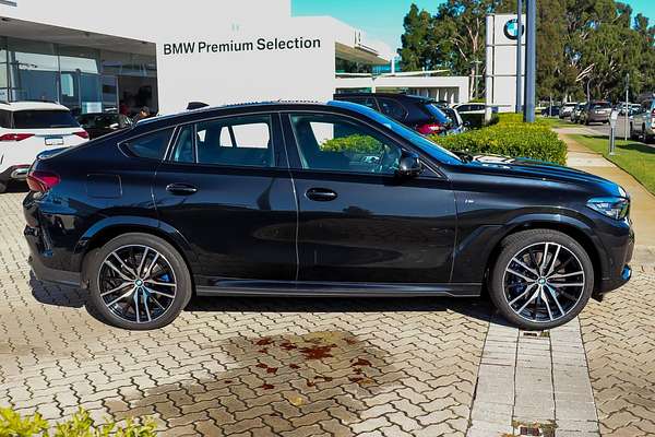 2020 BMW X6 xDrive40i M Sport G06