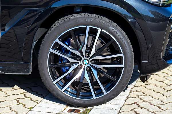 2020 BMW X6 xDrive40i M Sport G06
