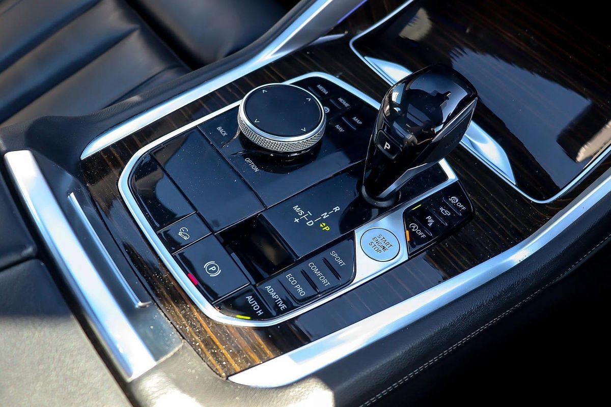 2020 BMW X6 xDrive40i M Sport G06