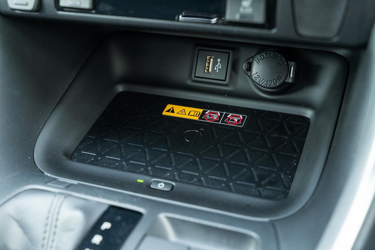 2024 Toyota RAV4 XSE AXAH54R