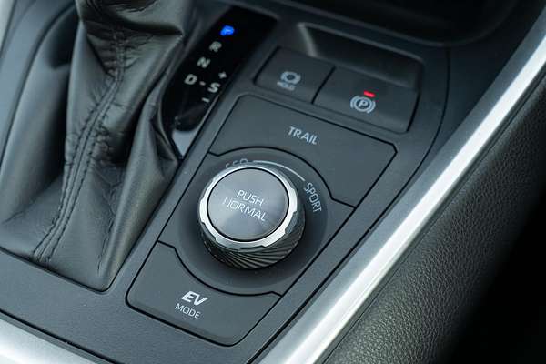 2024 Toyota RAV4 XSE AXAH54R