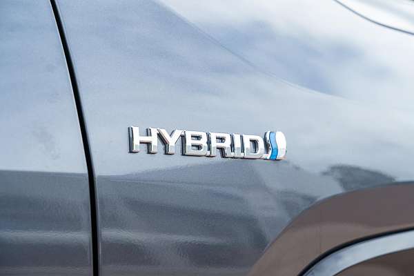 2024 Toyota RAV4 XSE AXAH54R
