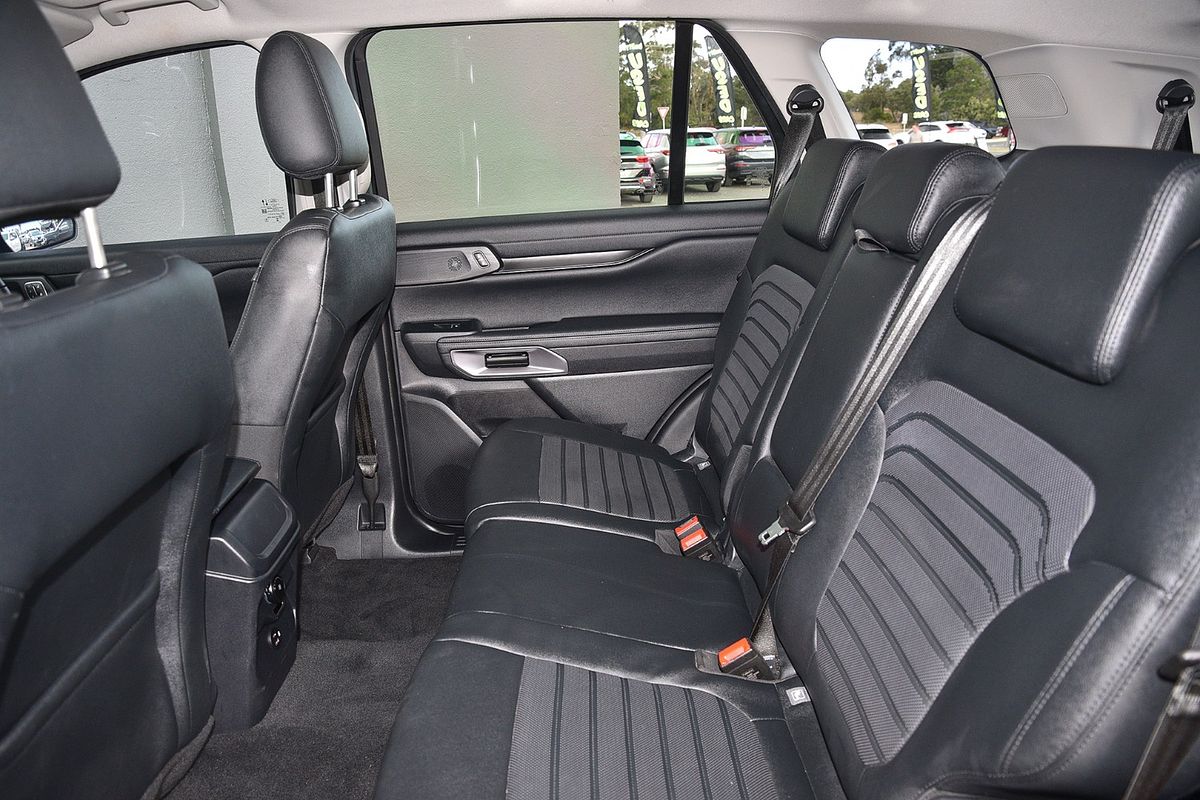 2023 Ford Everest Sport