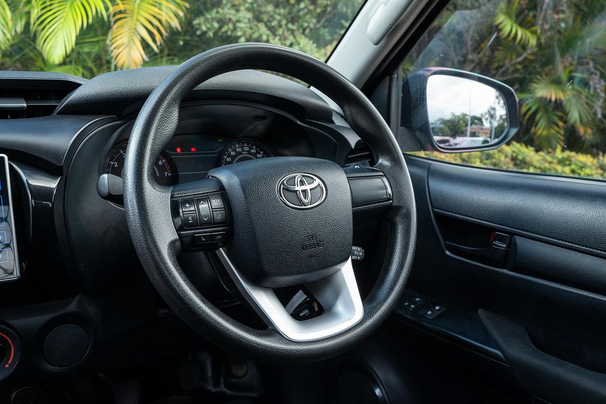 2016 Toyota Hilux Workmate TGN121R Rear Wheel Drive