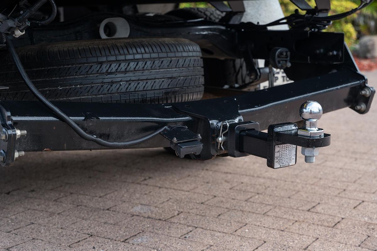 2016 Toyota Hilux Workmate TGN121R Rear Wheel Drive