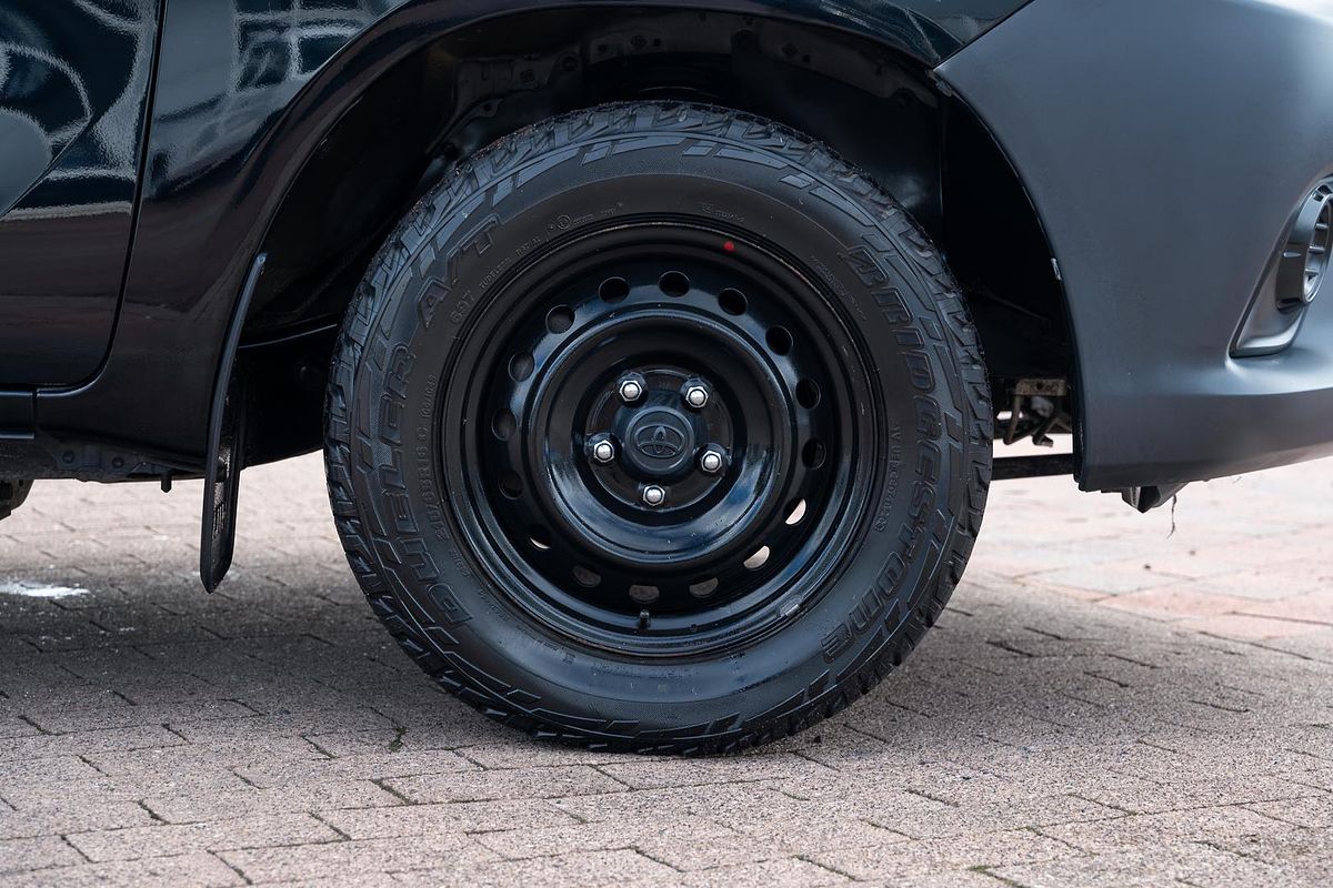 2016 Toyota Hilux Workmate TGN121R Rear Wheel Drive