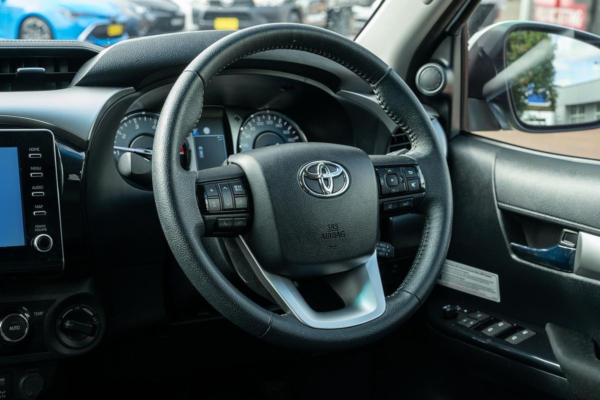 2021 Toyota Hilux SR5 GUN126R 4X4