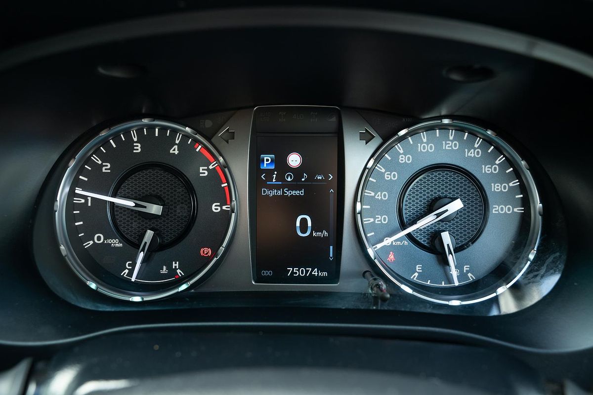 2021 Toyota Hilux SR5 GUN126R 4X4