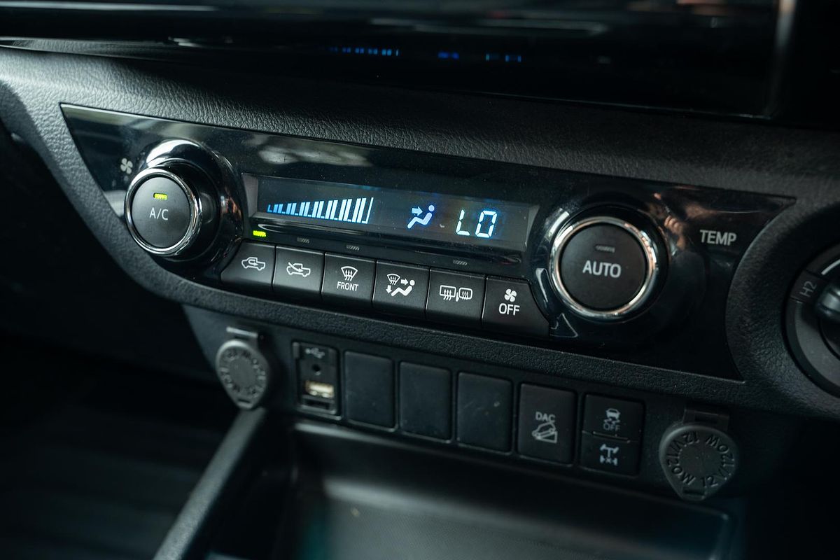 2021 Toyota Hilux SR5 GUN126R 4X4