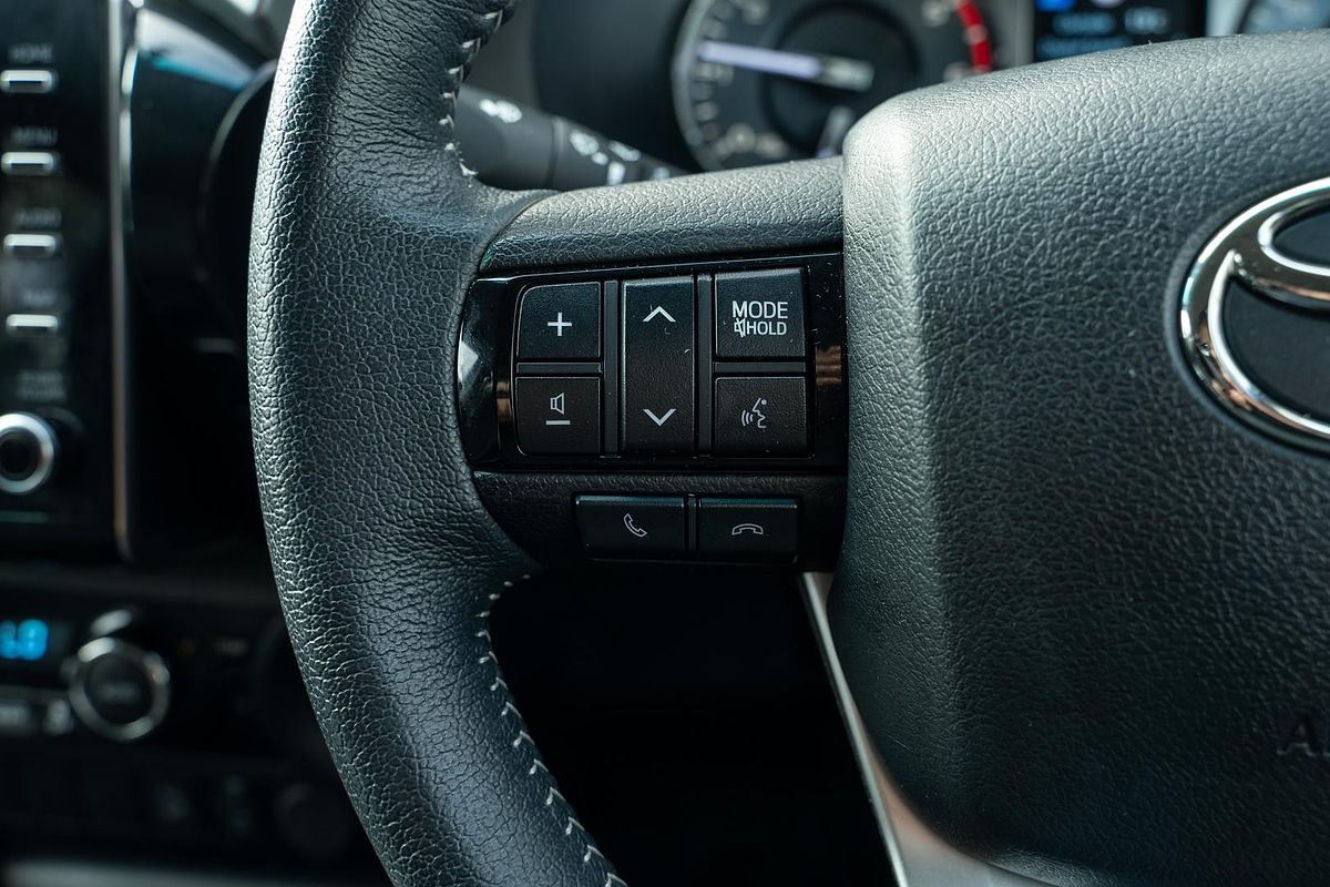2021 Toyota Hilux SR5 GUN126R 4X4