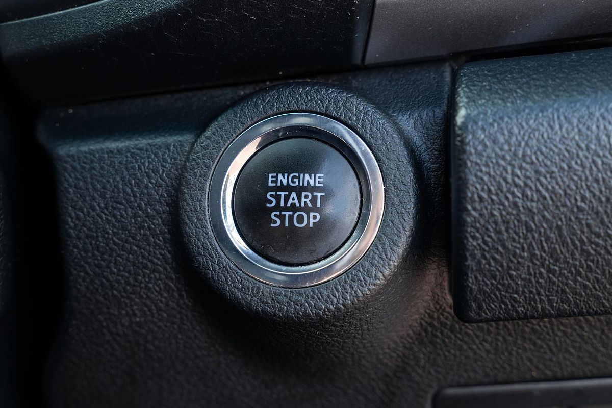 2021 Toyota Hilux SR5 GUN126R 4X4