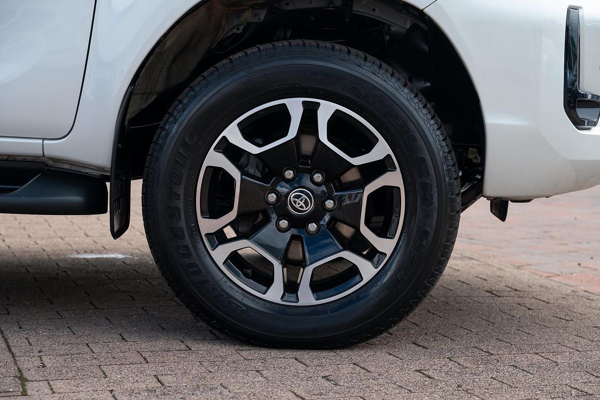 2021 Toyota Hilux SR5 GUN126R 4X4