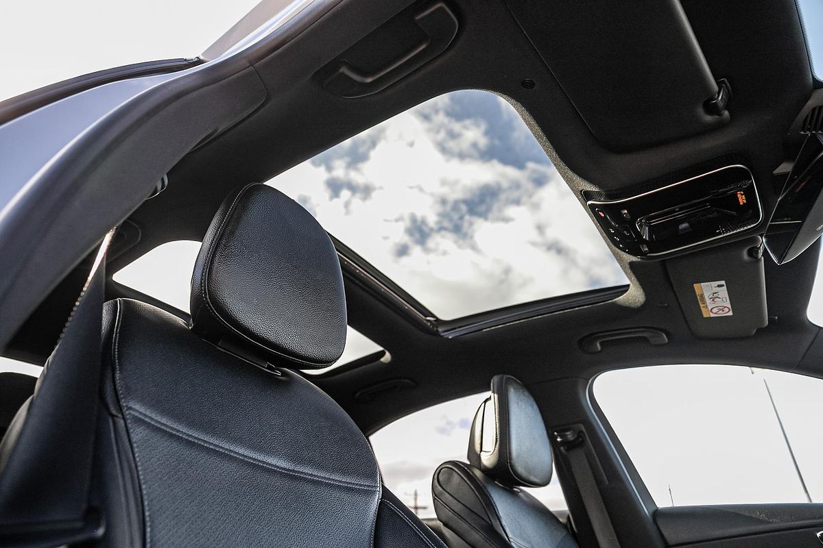 2023 Mercedes-Benz C-Class C200 W206