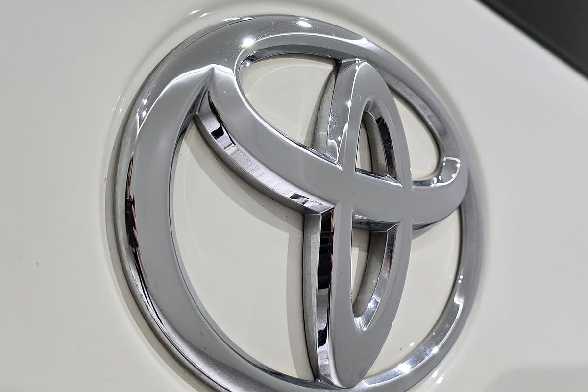 2020 Toyota Hiace GDH300R LWB