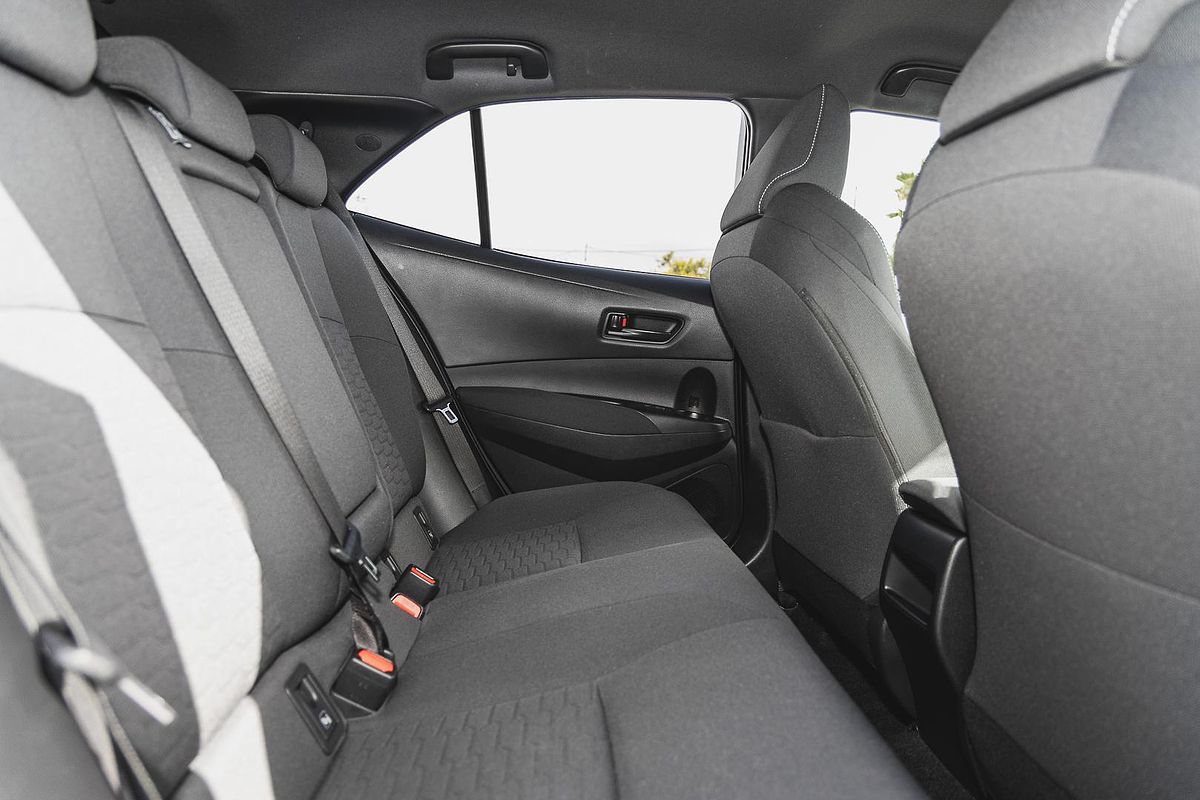 2022 Toyota Corolla Ascent Sport Hybrid ZWE211R