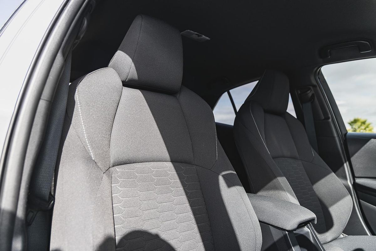 2022 Toyota Corolla Ascent Sport Hybrid ZWE211R