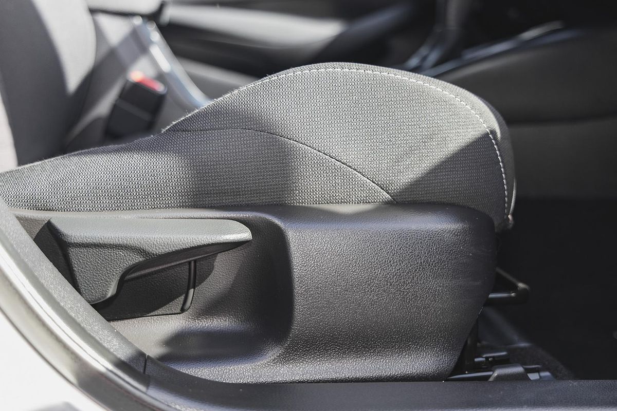 2022 Toyota Corolla Ascent Sport Hybrid ZWE211R