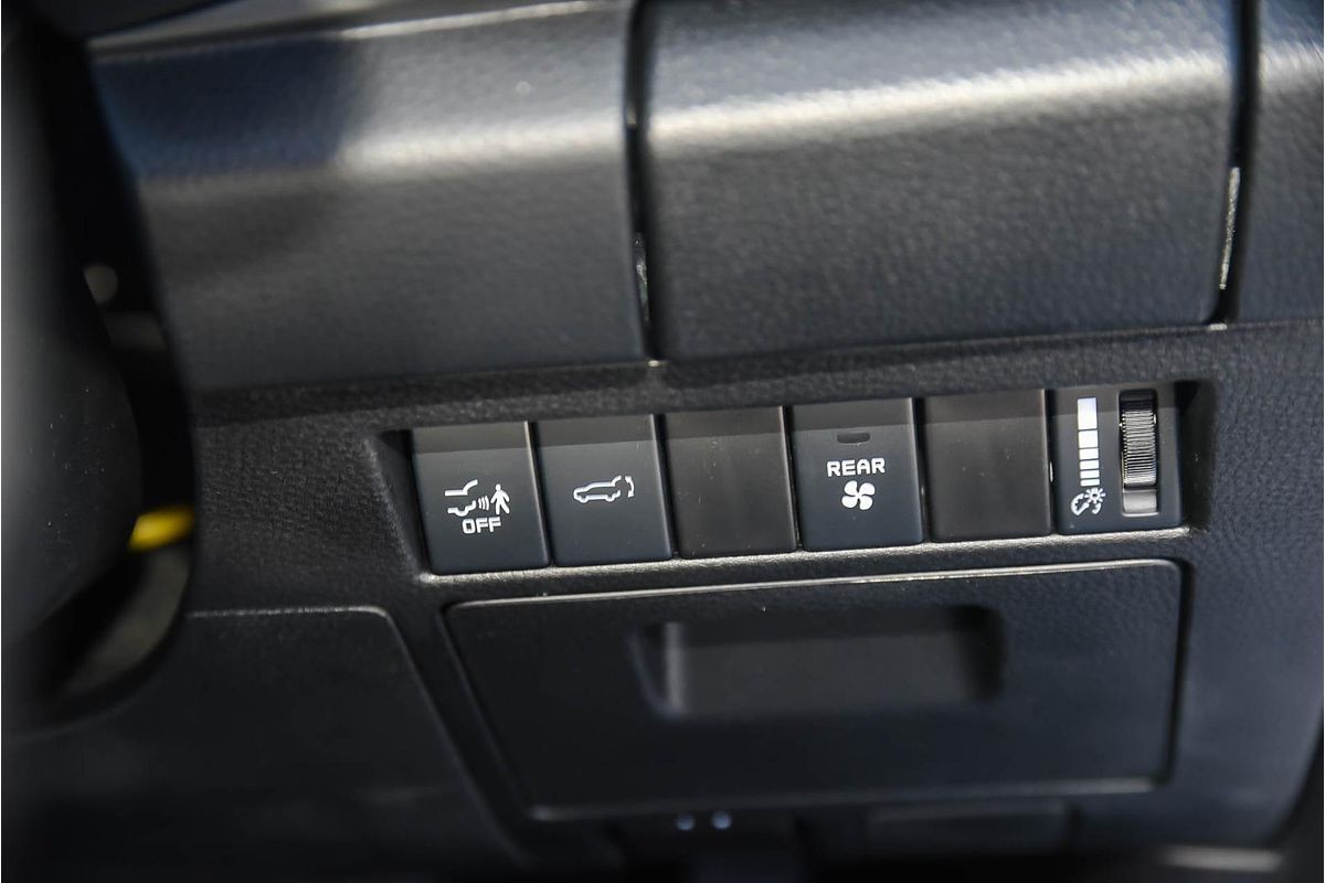2025 Isuzu MU-X LS-U