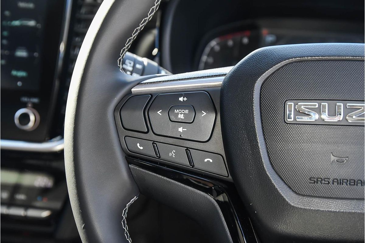 2025 Isuzu MU-X LS-U