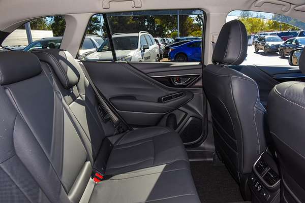2024 Subaru Outback AWD Touring 6GEN