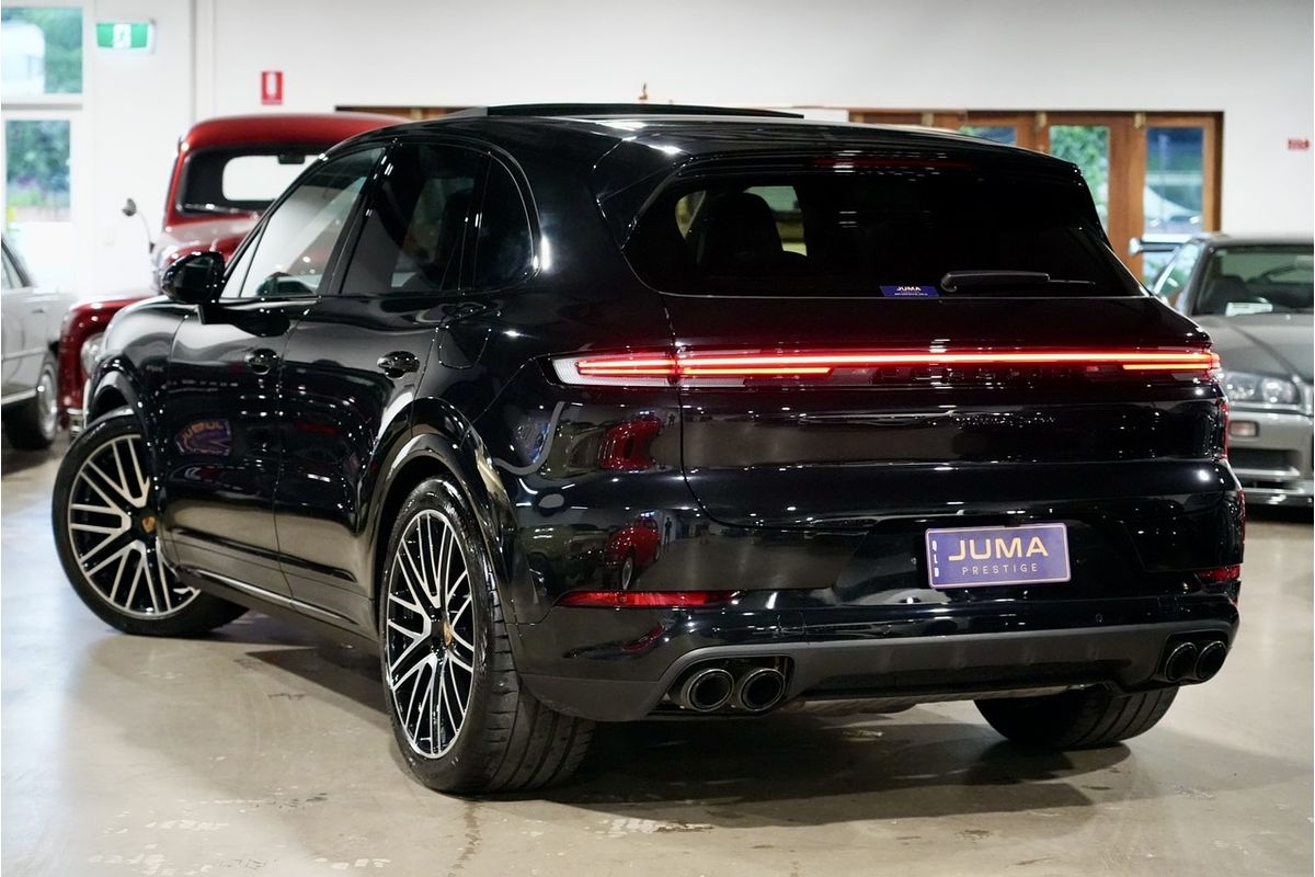 2023 Porsche Cayenne Turbo E-Hybrid 9YA II