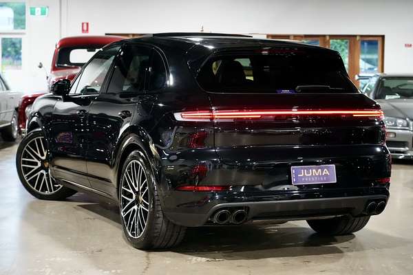 2023 Porsche Cayenne Turbo E-Hybrid 9YA II