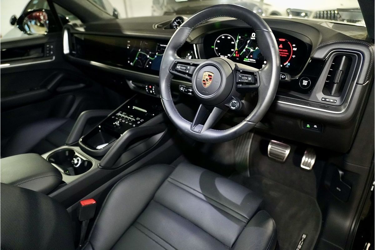 2023 Porsche Cayenne Turbo E-Hybrid 9YA II