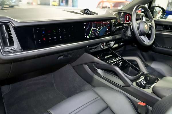 2023 Porsche Cayenne Turbo E-Hybrid 9YA II