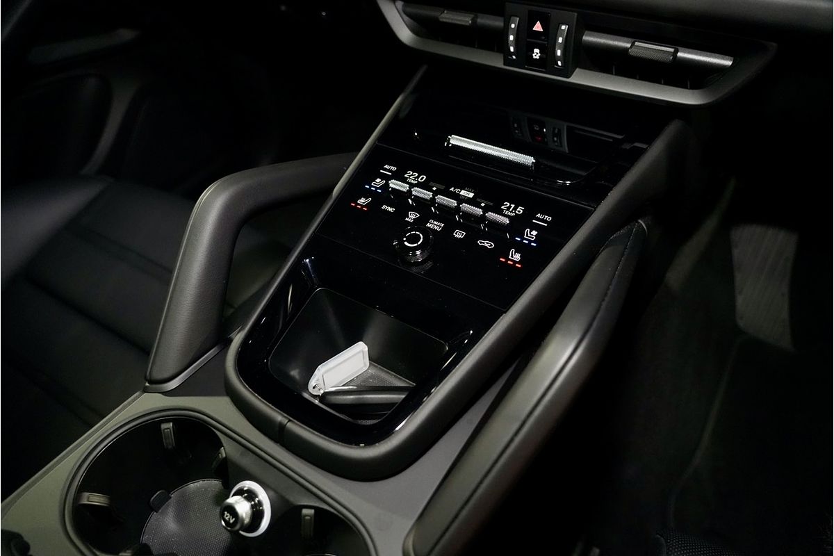 2023 Porsche Cayenne Turbo E-Hybrid 9YA II