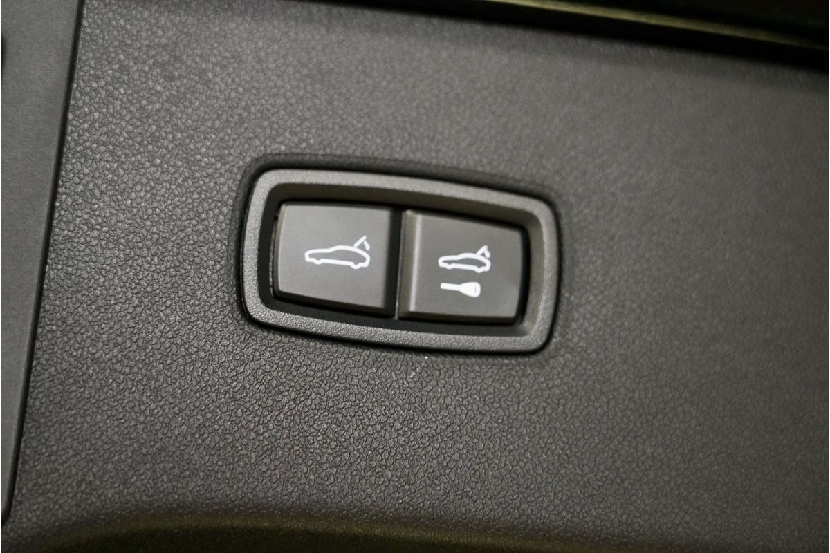 2023 Porsche Cayenne Turbo E-Hybrid 9YA II